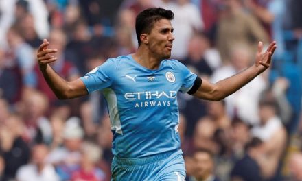 Rodri Hernández Gelandang Andal Manchester City Dan Spanyol