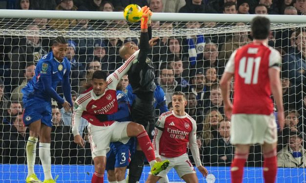 Liam Rosenior dan Tantangan Awal Chelsea di Kompetisi Domestik