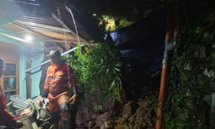 Tragedi Longsor di Bogor Wanita 55 Tahun Tewas Tertimpa Tembok