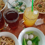 Mie Ayam Bogor Rasa Gurih, Porsi Pas, Tradisi Kuliner Legendaris