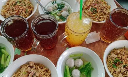 Mie Ayam Bogor Rasa Gurih, Porsi Pas, Tradisi Kuliner Legendaris
