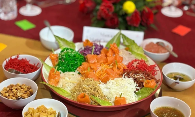 Yu Sheng Tradisi Imlek Keberlimpahan Keharmonisan Keluarga