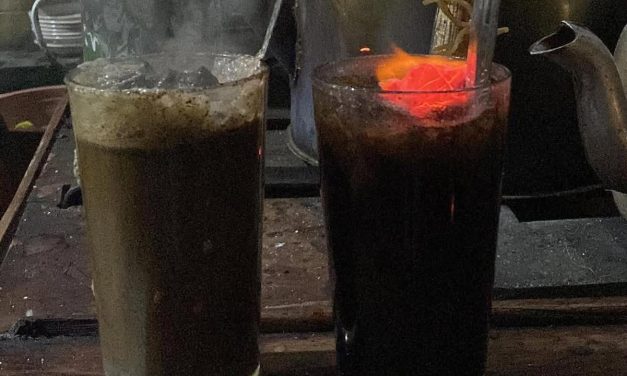 Kopi Jos Yogyakarta: Ikon Kuliner Malam yang Wajib Dicoba