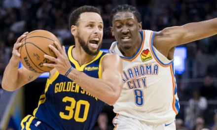 Stephen Curry Masih Absen, Warriors Hadapi Tantangan di NBA