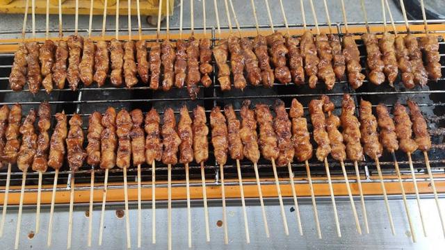 Sate Ayam Madura: Tradisi Kuliner Otentik yang Memikat Selera