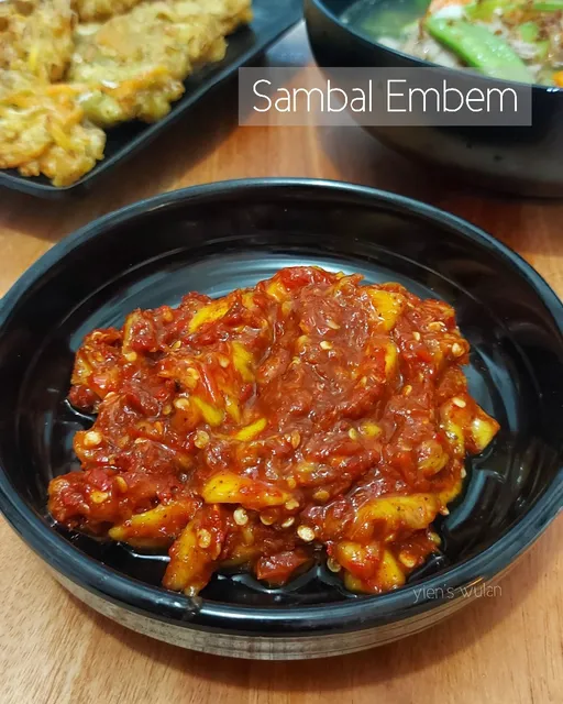 Sambal Embem Khas Palembang: Cita Rasa Pedas Asam Segar