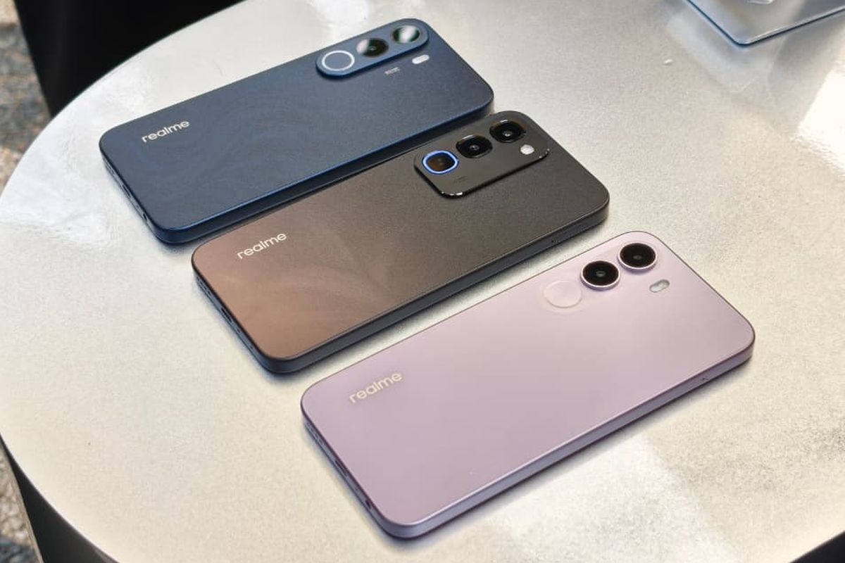 Realme C100