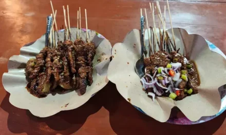 Sate Ayam Solo, Kuliner Malam Legendaris Cita Rasa Khas