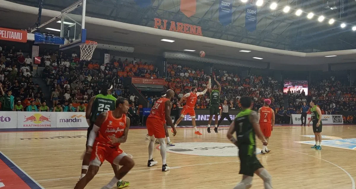 Pelita Jaya Jakarta Kalahkan Bogor Hornbills 90-87 Overtime