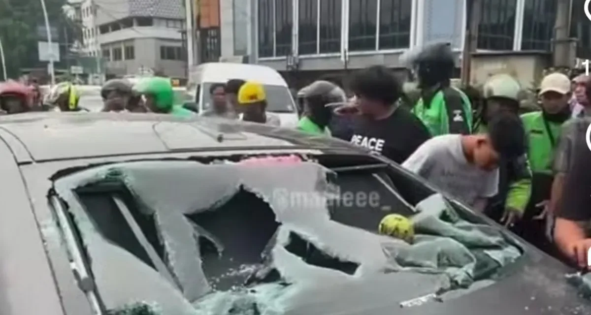 Polisi Amankan Pengemudi Mobil Listrik Usai Dugaan Tabrak Lari