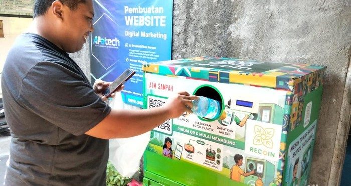 ATM Sampah di Magelang, Botol Plastik Bisa Jadi Uang
