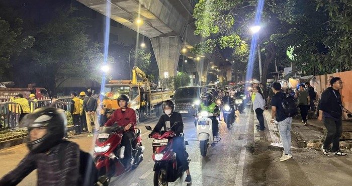 JPO Kapten Tendean Rampung Dibongkar, Arus Lalu Lintas Pulih