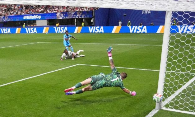 RD Kongo Kejutkan Inggris Lewat Gol Cepat di Babak Pertama