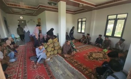 Tradisi Mappaende di Polman, Ungkapan Syukur Warga Bulo Usai Panen